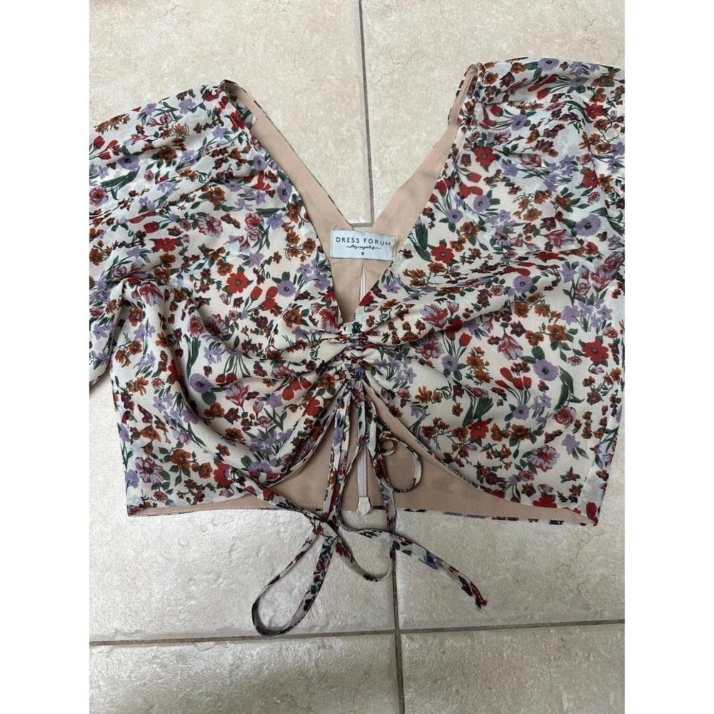 Dress Forum Floral Crop Top,  Sz Small